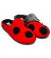 Zapatillas para mujer en negro y rojo