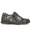 Deportivo con cordones en piel estampada