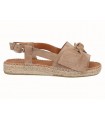 Sandalia plana en color taupe