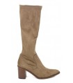 Botas con tacón en color taupe