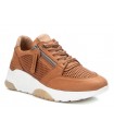 Deportivo de piel en color camel