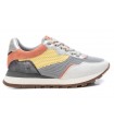 Deportivo de color gris para mujer