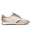 Deportivo con cordones en color taupe