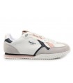 Deportivo de color blanco con cordones