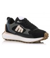 Deportivo con plataforma en color negro