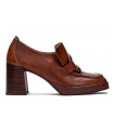 Mocasín de tacón con adorno