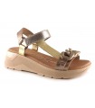 Sandalia para mujer con plataforma y detalle de cadenas
