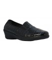 Zapato mocasín en charol negro para mujer