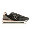 Deportivo negro con cordones