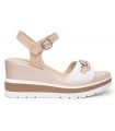Sandalia cuña beige cómoda