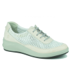 Deportivo de piel calada en color blanco