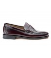 Zapato castellano en color burdeos
