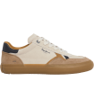 Deportivo en color beige con suela tipo casco