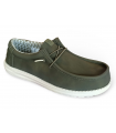 Zapato tipo Wallaby en color verde oliva.