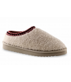 Zuecos beige de borreguillo con forro de pelo.