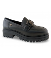 Mocasín negro con estribo. Piel natural vacuno.
